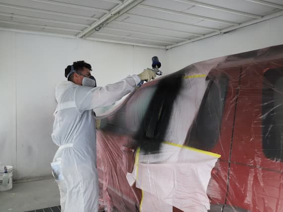 Auto paint booth technician at Best Class Auto Body Las Vegas NV