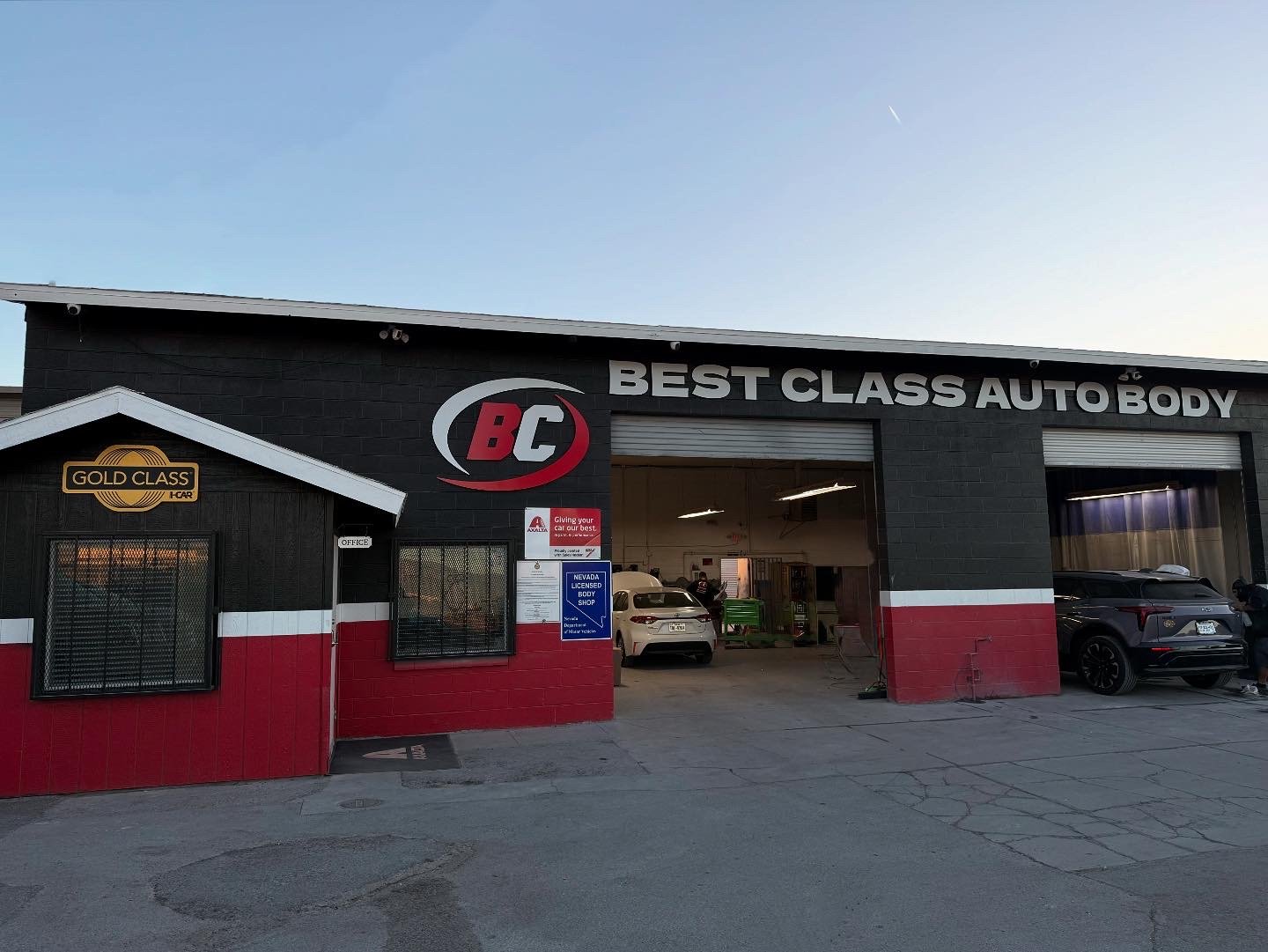 Best Class Auto Body collision repair shop exterior in Las Vegas NV